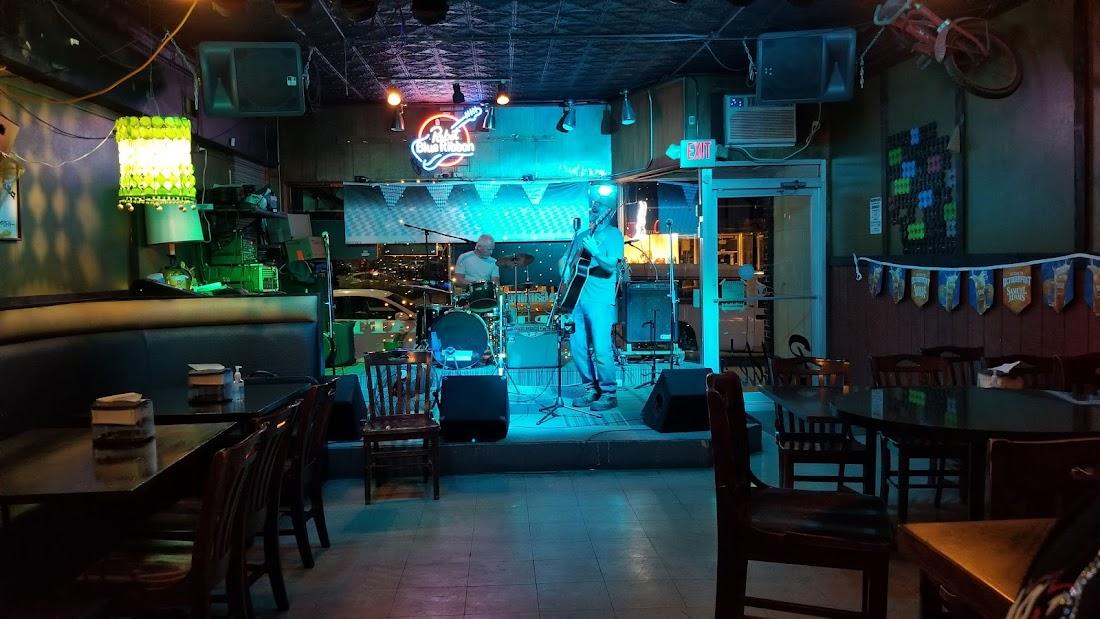 Budde's Pizza & Spirits